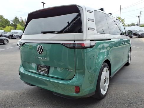 Used 2025 Volkswagen ID. Buzz 1st Edition AWD/4WD image 6