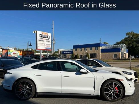 Used 2023 Porsche Taycan Base w/ Premium Package image 8