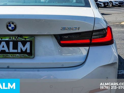Used 2025 BMW 330i Sedan RWD image 12