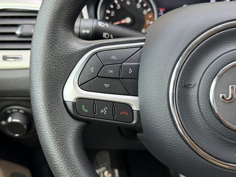 Used 2020 Jeep Compass Sport w/ Tech Group image 32