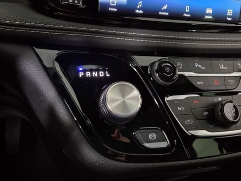 New 2026 Chrysler Pacifica Select FWD image 20