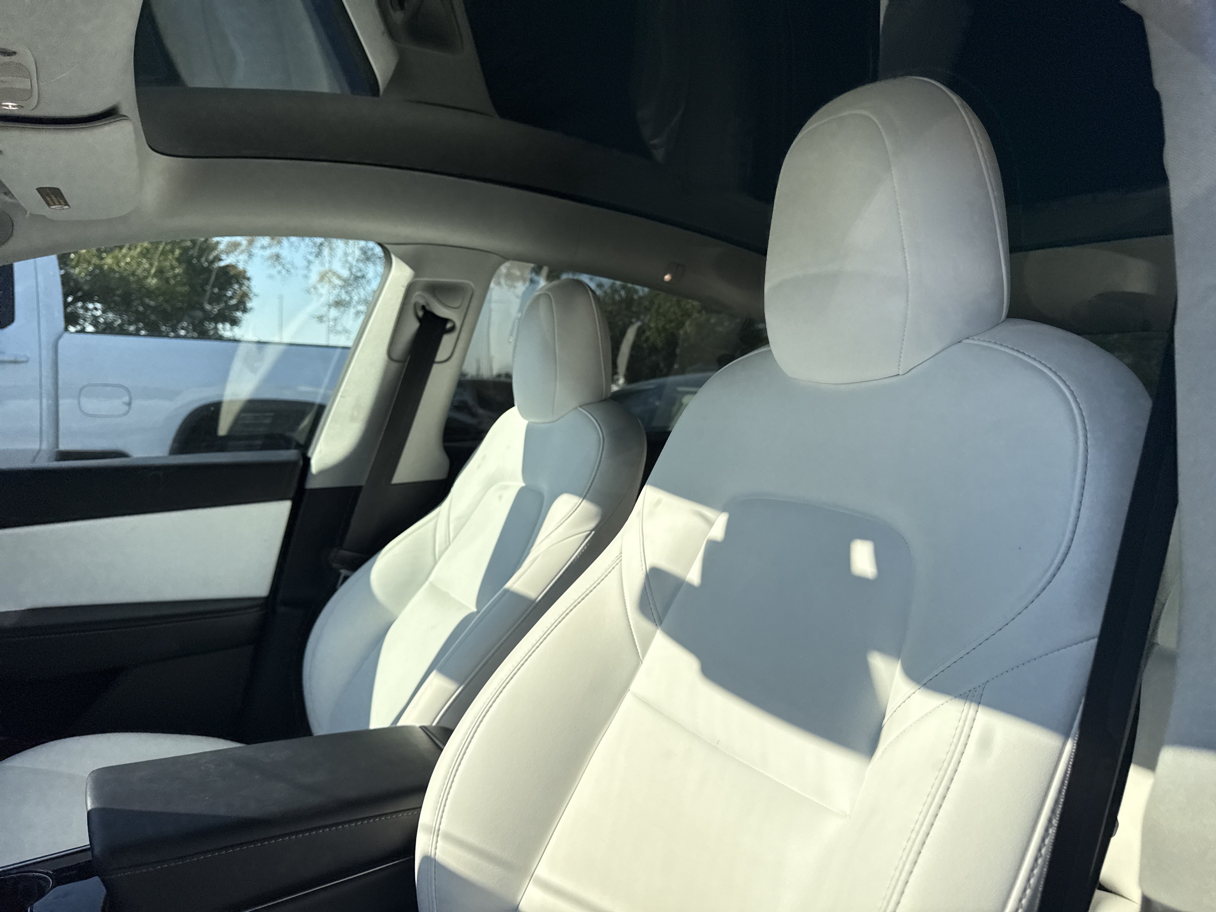 Used 2020 Tesla Model Y Long Range AWD/4WD image 4