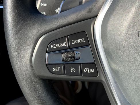 Used 2023 BMW 330i xDrive Sedan w/ Premium Package image 24