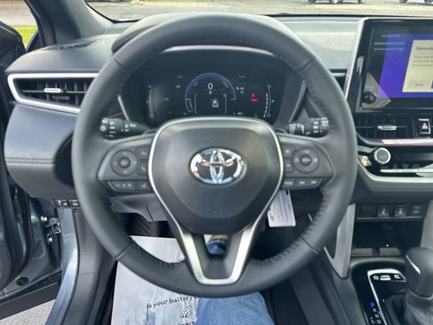 New 2025 Toyota Corolla Cross AWD Hybrid image 17
