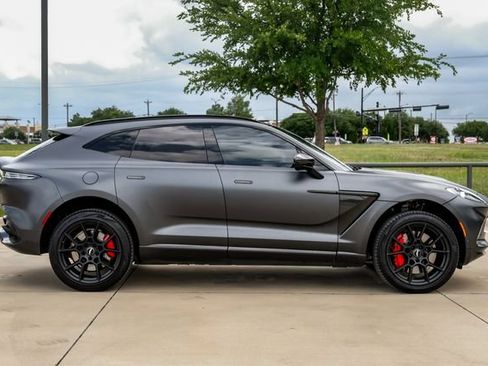 Used 2021 Aston Martin DBX AWD/4WD image 7