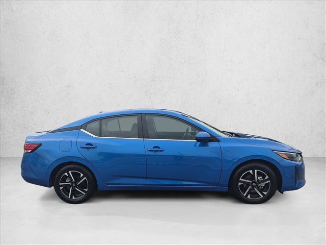 Used 2025 Nissan Sentra SV FWD image 4