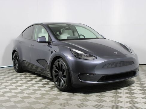 Used 2022 Tesla Model Y Performance image 27