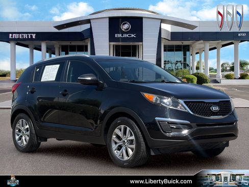 Used 2015 Kia Sportage LX FWD image 1