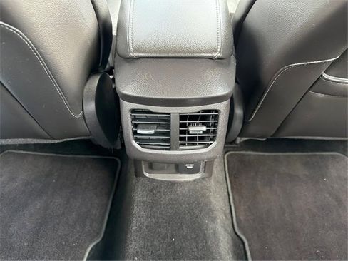 Used 2013 Ford Fusion SE image 22