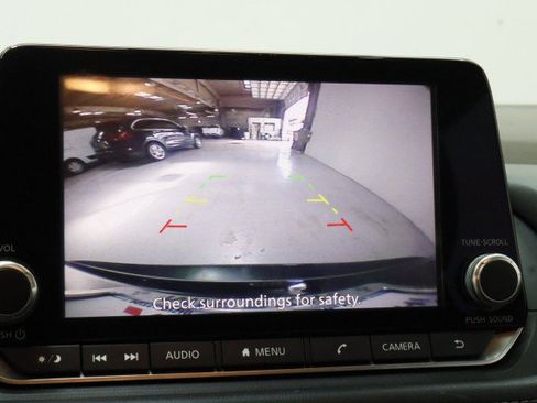 Used 2021 Nissan Rogue S AWD/4WD image 17
