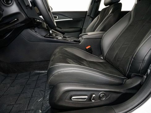 Used 2025 Acura Integra A-Spec image 12