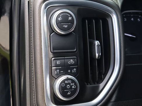 Used 2019 GMC Sierra 1500 SLT w/ SLT Premium Plus Package RWD image 24