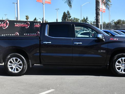 Used 2024 Chevrolet Silverado 1500 LTZ AWD/4WD image 9
