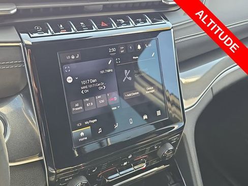 Certified 2023 Jeep Grand Cherokee Altitude image 19