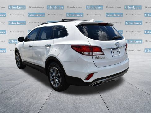Used 2017 Hyundai Santa Fe SE AWD/4WD image 8