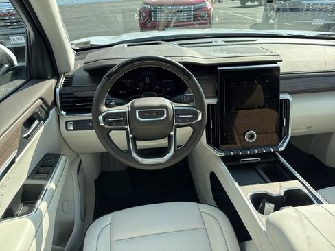New 2026 GMC Acadia Denali w/ Super Cruise Package FWD image 3