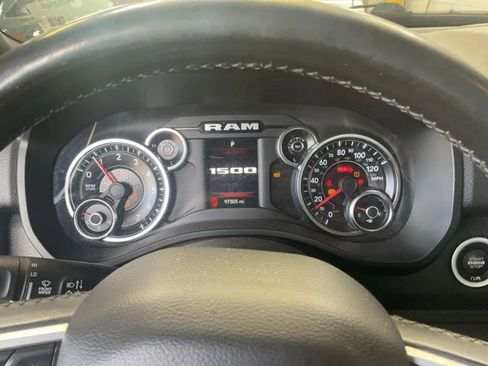 Used 2019 RAM 1500 Big Horn AWD/4WD image 9