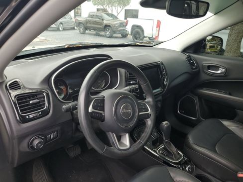 Used 2018 Jeep Compass Limited w/ Navigation Group image 10