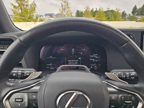 Used 2024 Lexus GX 550 image 27