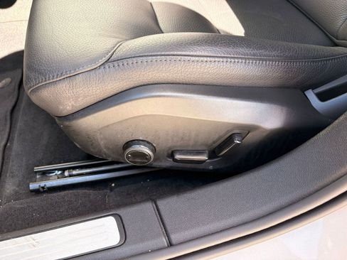 Certified 2025 Volvo V60 B5 Cross Country Plus image 13