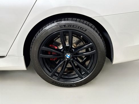 Used 2018 BMW 750i xDrive AWD/4WD image 32
