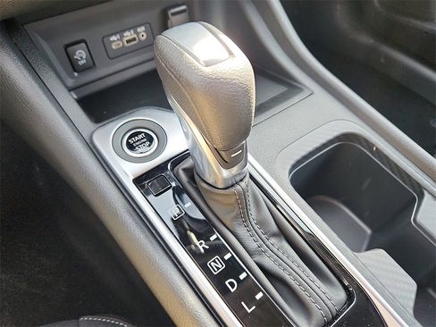 New 2025 Nissan Sentra SV image 7