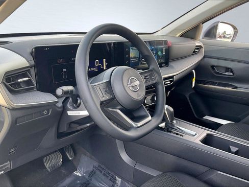 New 2026 Nissan Kicks S image 7