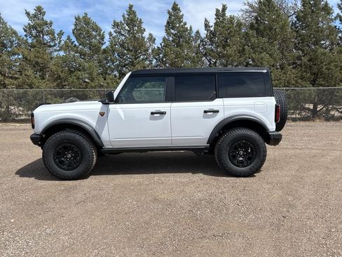 New 2026 Ford Bronco Badlands AWD/4WD image 3