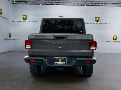 Used 2022 Jeep Gladiator Sport AWD/4WD image 6