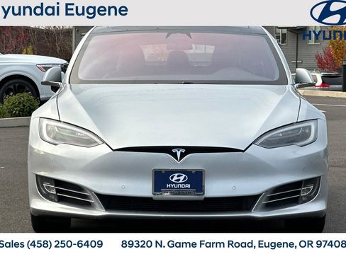 Used 2018 Tesla Model S 100D image 10