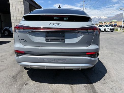 Used 2025 Audi Q4 e-tron Prestige AWD/4WD image 6