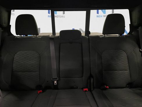 Used 2025 RAM 1500 Big Horn AWD/4WD image 13