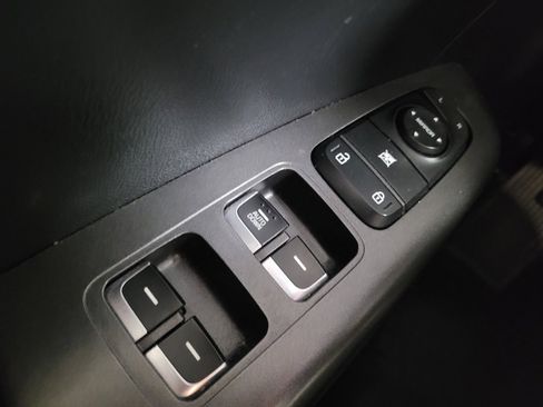 Used 2021 Kia Sportage LX FWD image 27