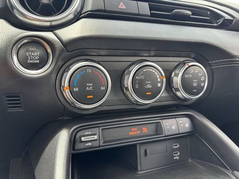 Used 2025 MAZDA MX-5 Miata RF Grand Touring RWD image 22