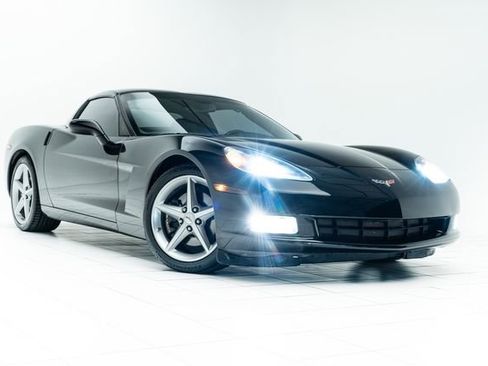 Used 2011 Chevrolet Corvette Coupe w/ LPO, Mesh Package image 5