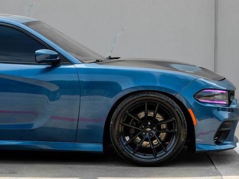 Used 2020 Dodge Charger Scat Pack w/ Daytona Edition Group RWD image 5