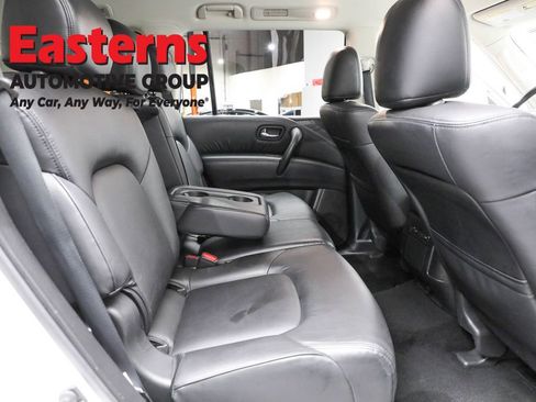 Used 2024 Nissan Armada SV RWD image 24