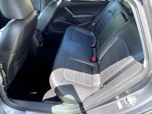 Used 2019 Volkswagen Passat 2.0T SE R-Line FWD image 25