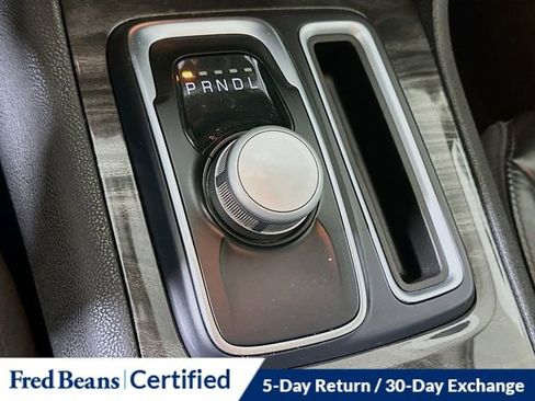 Used 2022 Chrysler 300 Touring L w/ Popular Equipment Group image 18