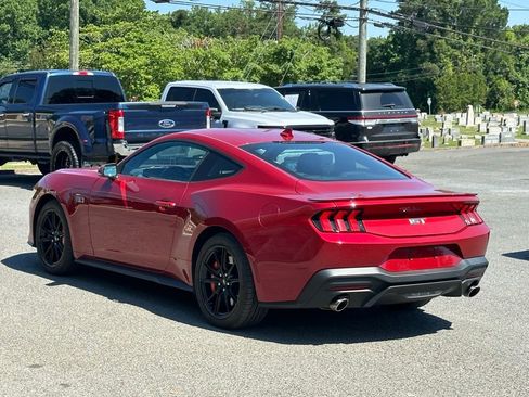 Used 2024 Ford Mustang GT Premium RWD image 7