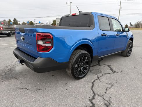 New 2025 Ford Maverick XLT w/ XLT Luxury Package image 3