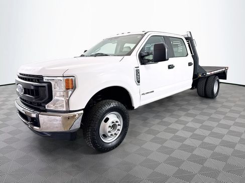Used 2021 Ford F350 XL w/ Power Equipment Group AWD/4WD image 3