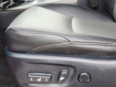 Certified 2024 Toyota 4Runner SR5 Premium image 18