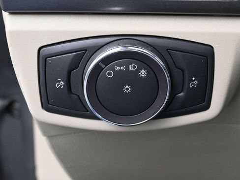 Used 2020 Ford Fusion SEL image 16