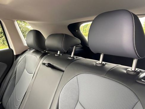 New 2026 Volkswagen Tiguan SE image 21