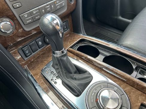 Used 2017 INFINITI QX80 4WD w/ Driver Assistance Package image 34