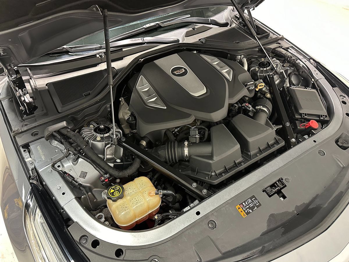Used 2018 Cadillac CT6 Premium Luxury w/ Driver Assist Package AWD/4WD image 3