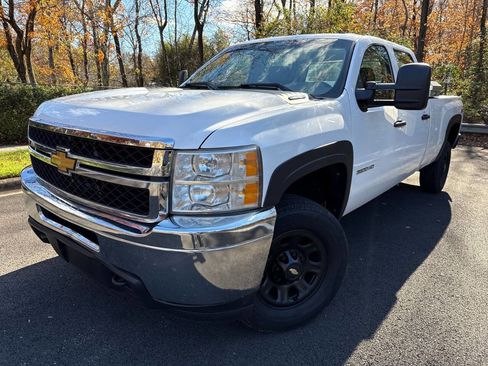 Used 2012 Chevrolet Silverado 3500 W/T image 3