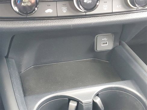 Certified 2023 Honda HR-V LX image 23