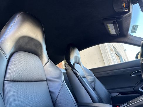 Certified 2018 Porsche 718 Cayman GTS image 15